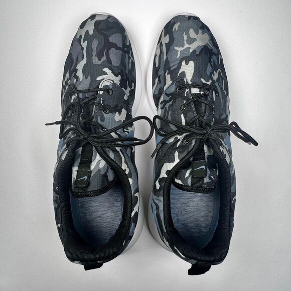 Nike Roshe Run Black Camo Men's Size 11: Lightweight Style & Comfort - Picture 6 of 9